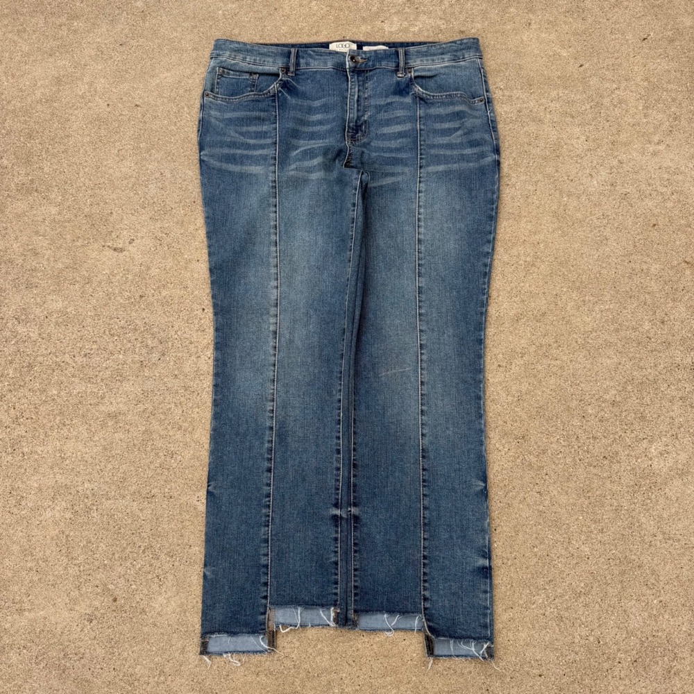 LOGO Lori Goldstein Straight Leg Jeans Seamed Step Raw Hem Blue Denim Womens 16